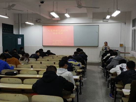 说明: C:\Users\Administrator\Desktop\新建文件夹\E9F555F0EA6DF1DB000509A620E7FAB2.jpg