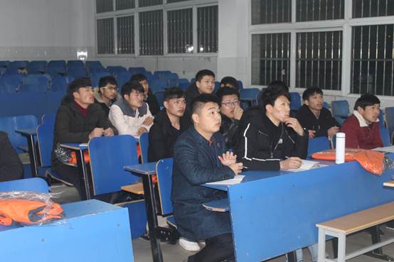 说明: C:\Users\Administrator\Desktop\新建文件夹\IMG_4163.JPG