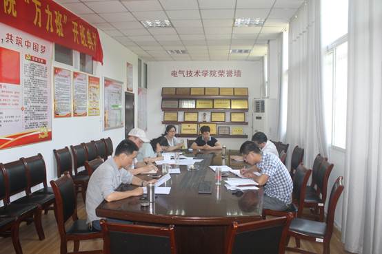 说明: C:\Users\Administrator\Desktop\新建文件夹\IMG_4762.JPG